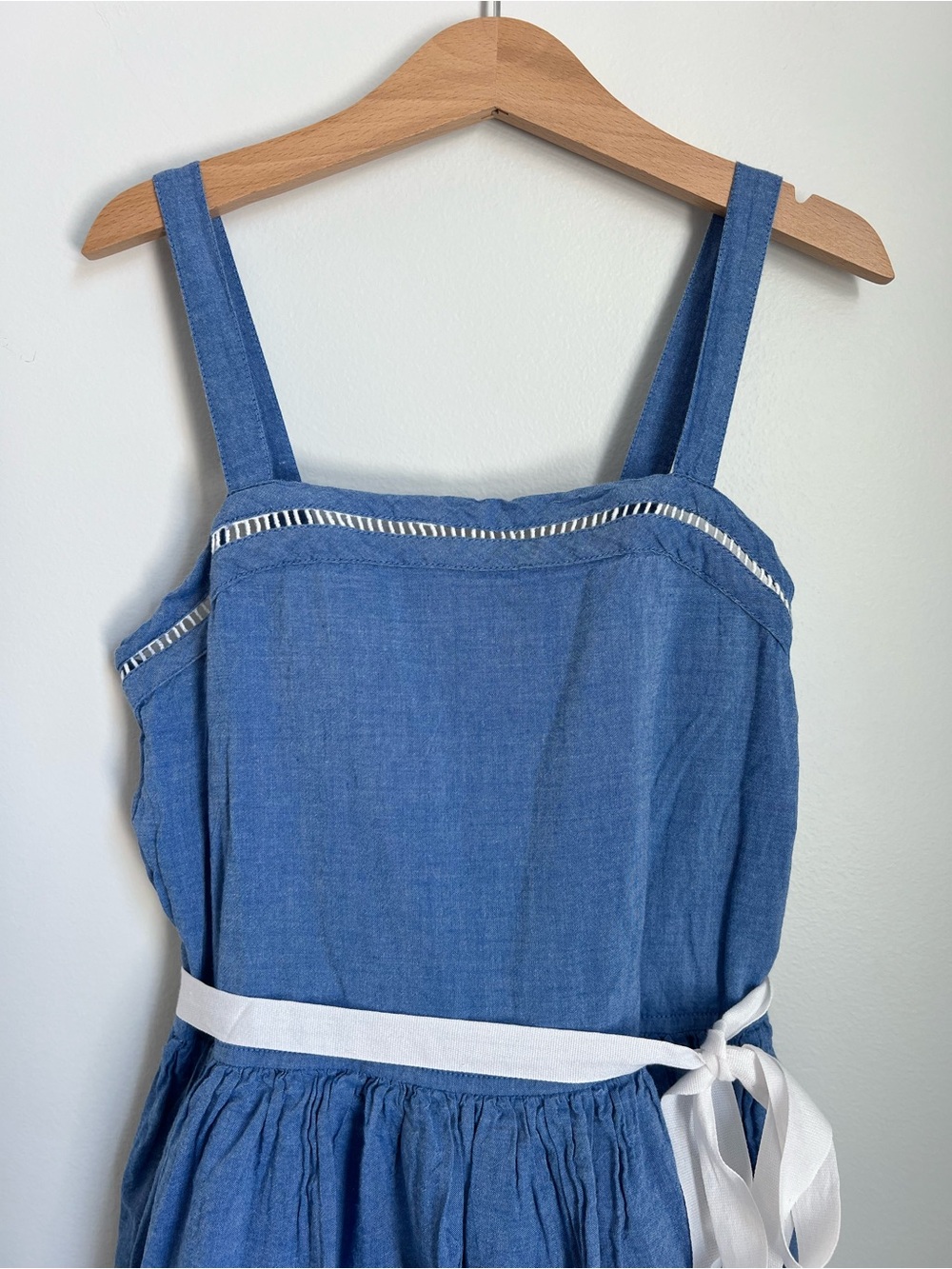 Cat & Jack | 100% Cotton Blue Sundress with White Waist Tie Size L (10-12) - Picture 3 of 15